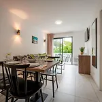 Nemea Les Hauts De Milady Aparthotel