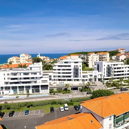 Nemea Les Hauts De Milady 4*