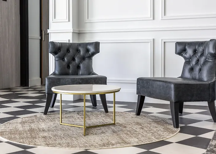 Nemea Les Hauts De Milady 비아히쯔