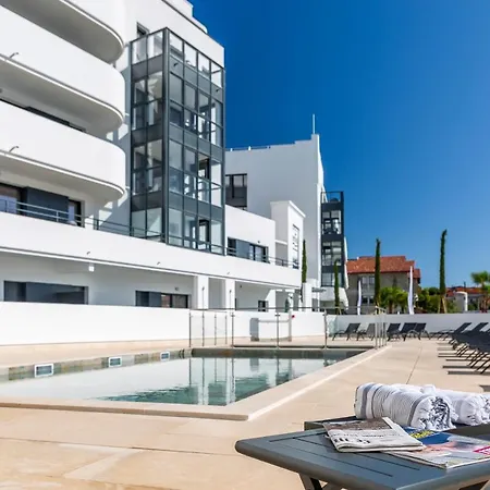 Nemea Les Hauts De Milady Apartmanhotel 4*