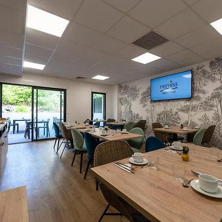 Nemea Les Hauts De Milady 4*