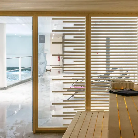 Nemea Les Hauts De Milady Lejlighedshotel