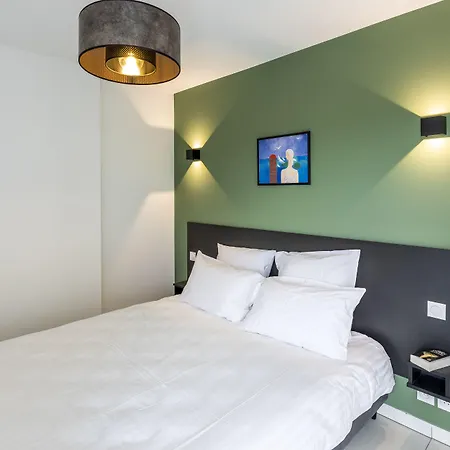 Nemea Les Hauts De Milady 公寓式酒店 比亚里茨