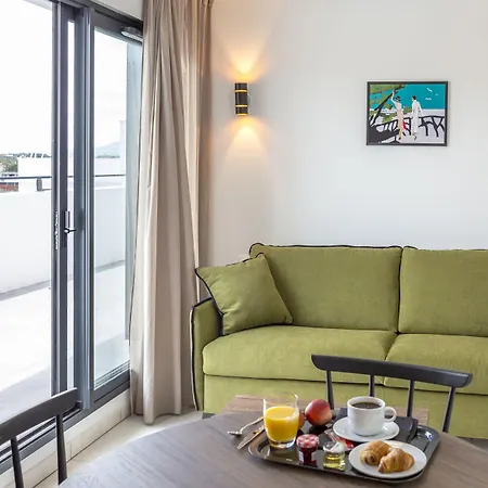 Lejlighedshotel Nemea Les Hauts De Milady 4*