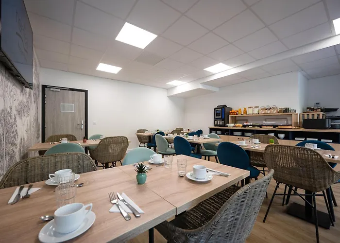 Nemea Les Hauts De Milady Aparthotel 4*