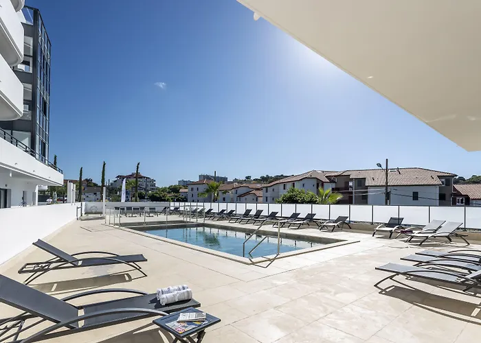 Nemea Les Hauts De Milady Aparthotel Biarritz